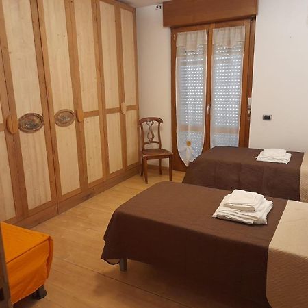 Casa Palombara - Baschi Apartment Luaran gambar